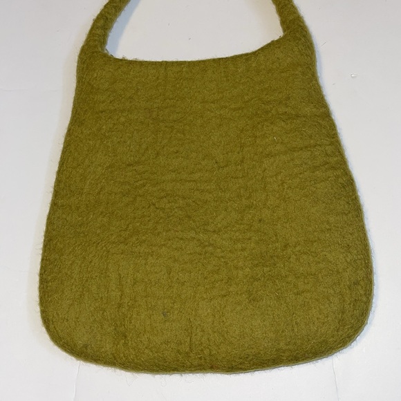 🆕 Handmade Felted Wool Green Hobo Bag with Multicoloured Square Pattern - Picture 4 of 10